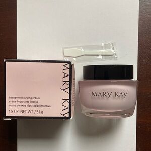 Mary Kay Intense Moisturizing Cream